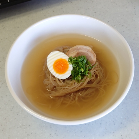 冷麺の写真